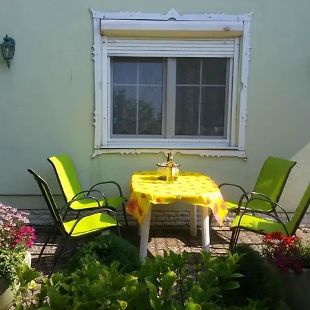 - Balaton 19117 * Balatonlelle